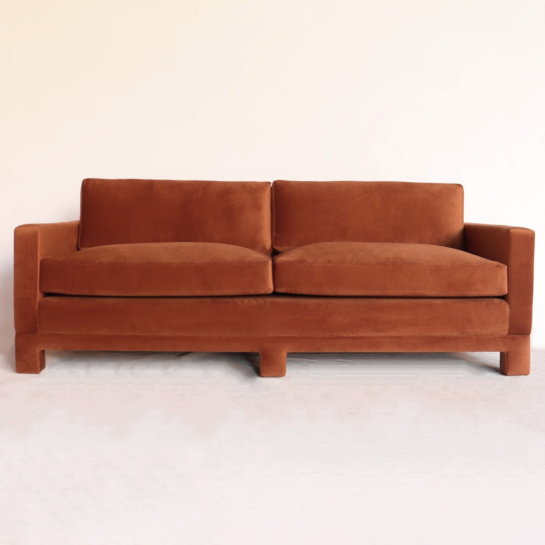 LAINE SOFA