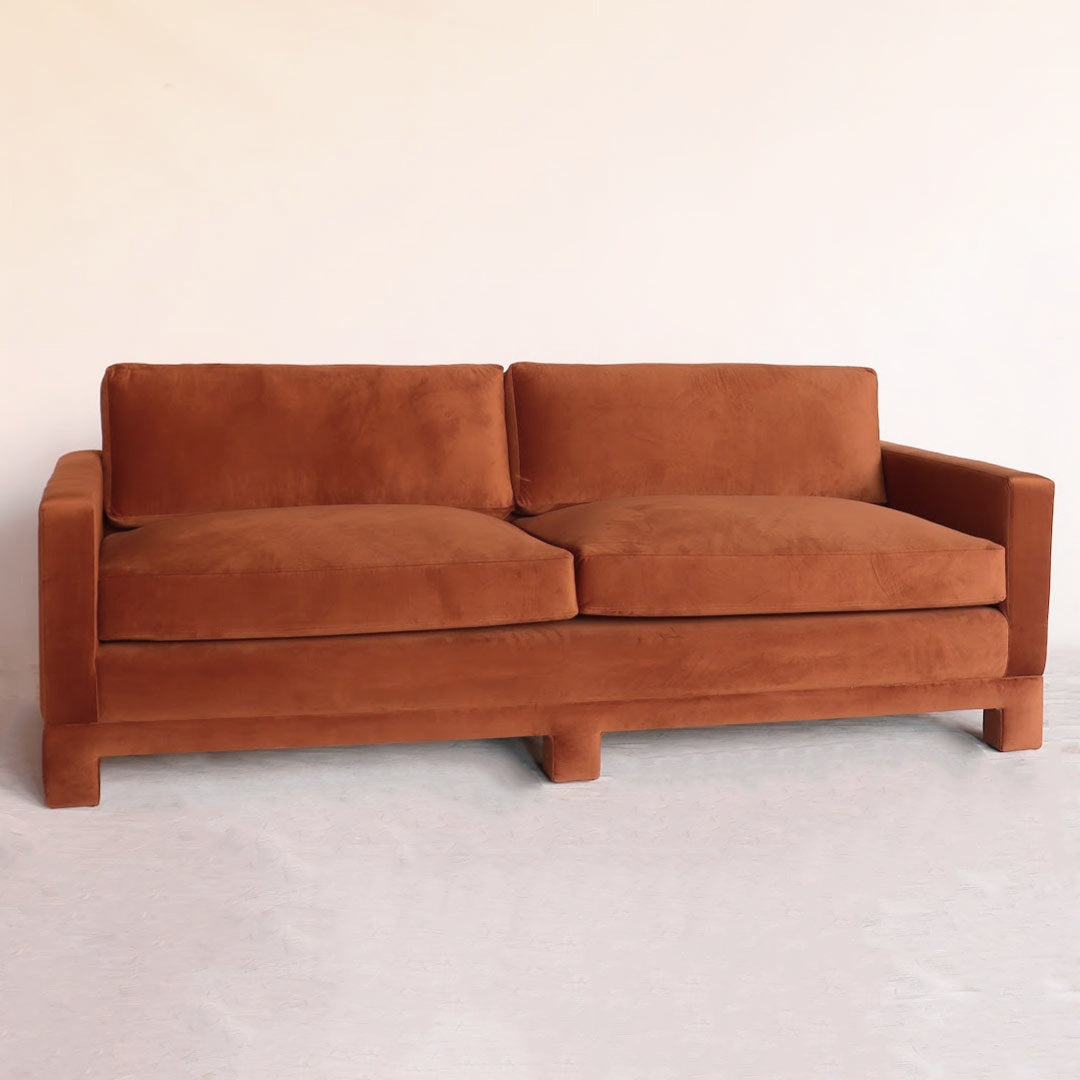 LAINE SOFA