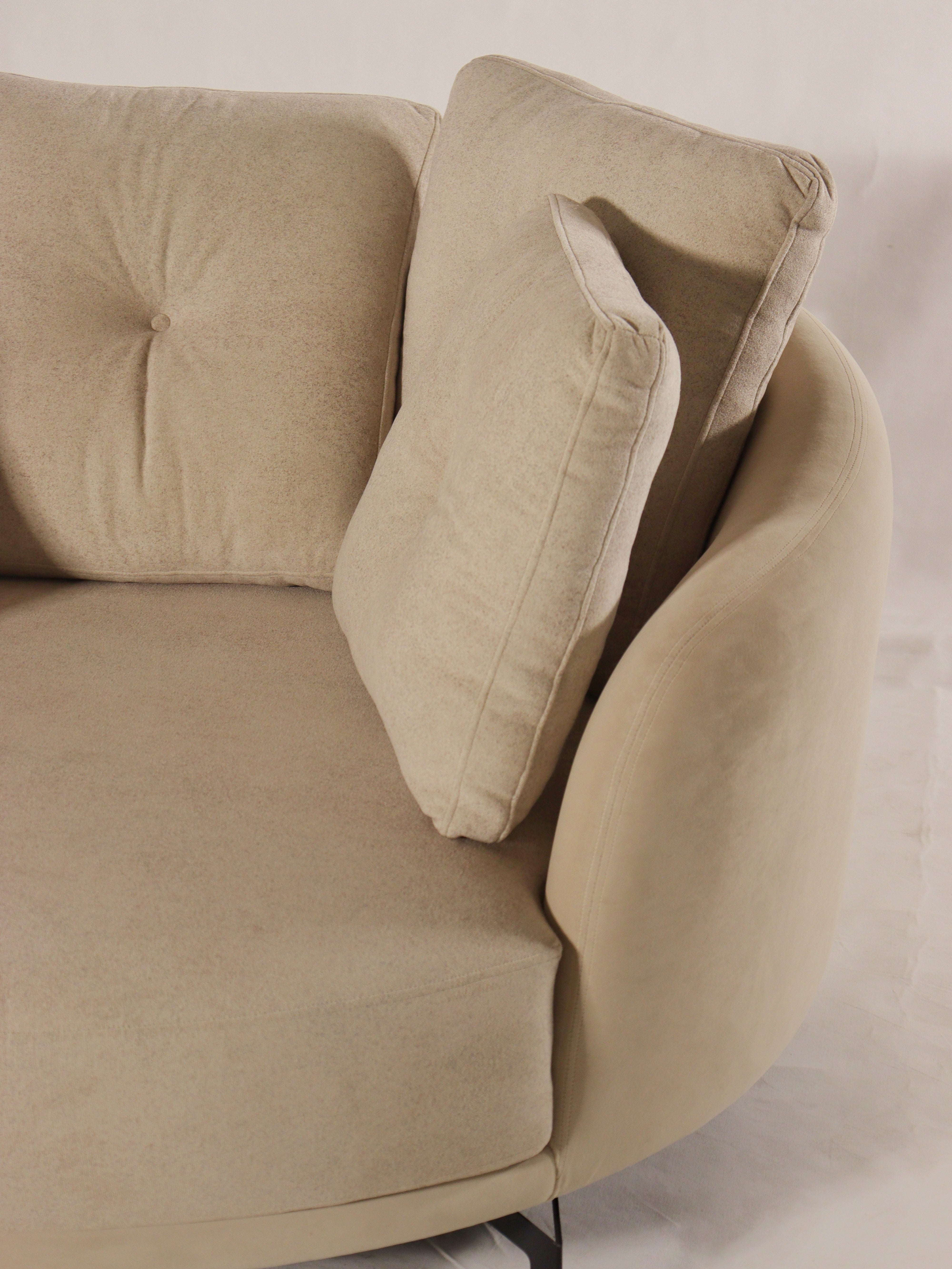 COZE CHAIR