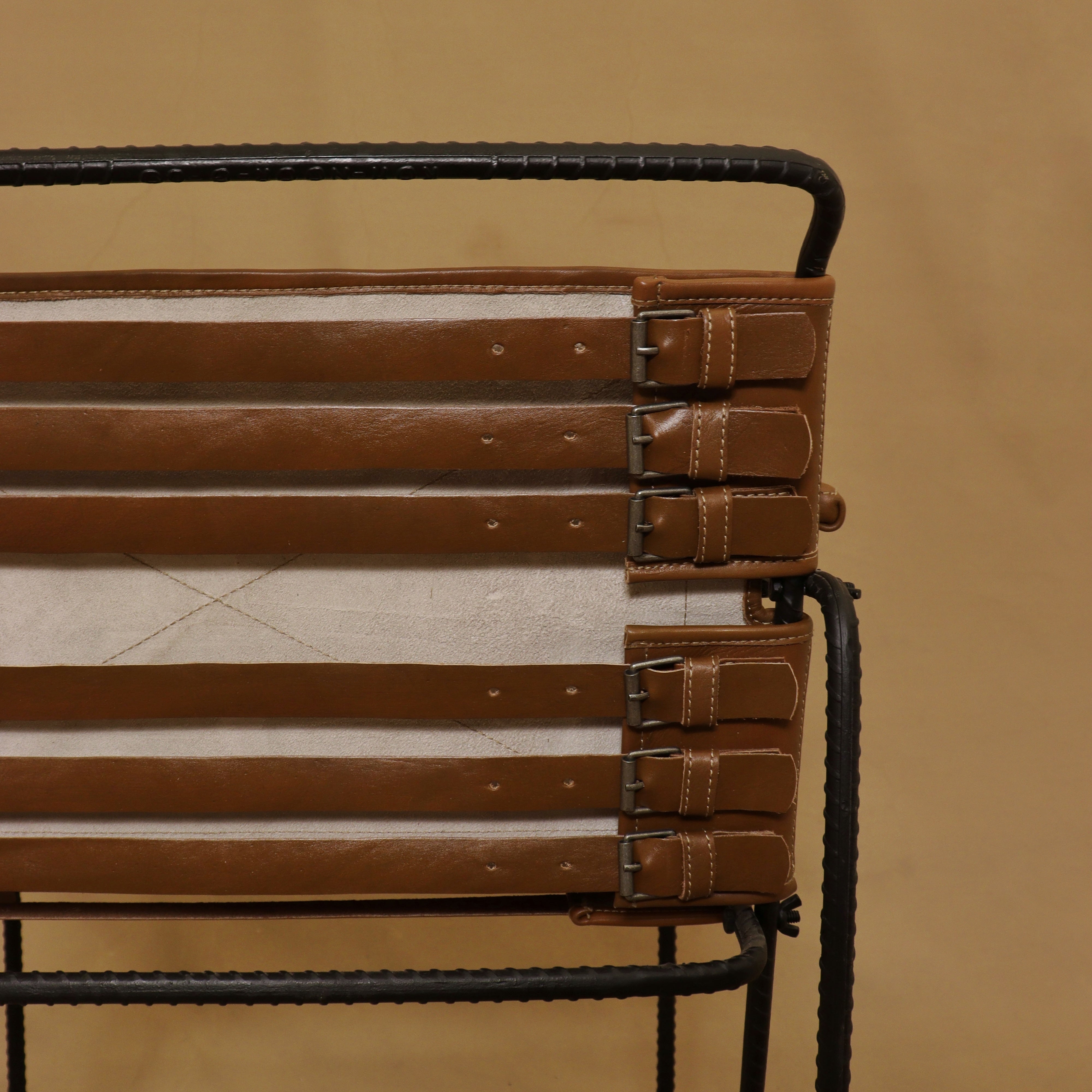 HERMANDESSE CHAIR