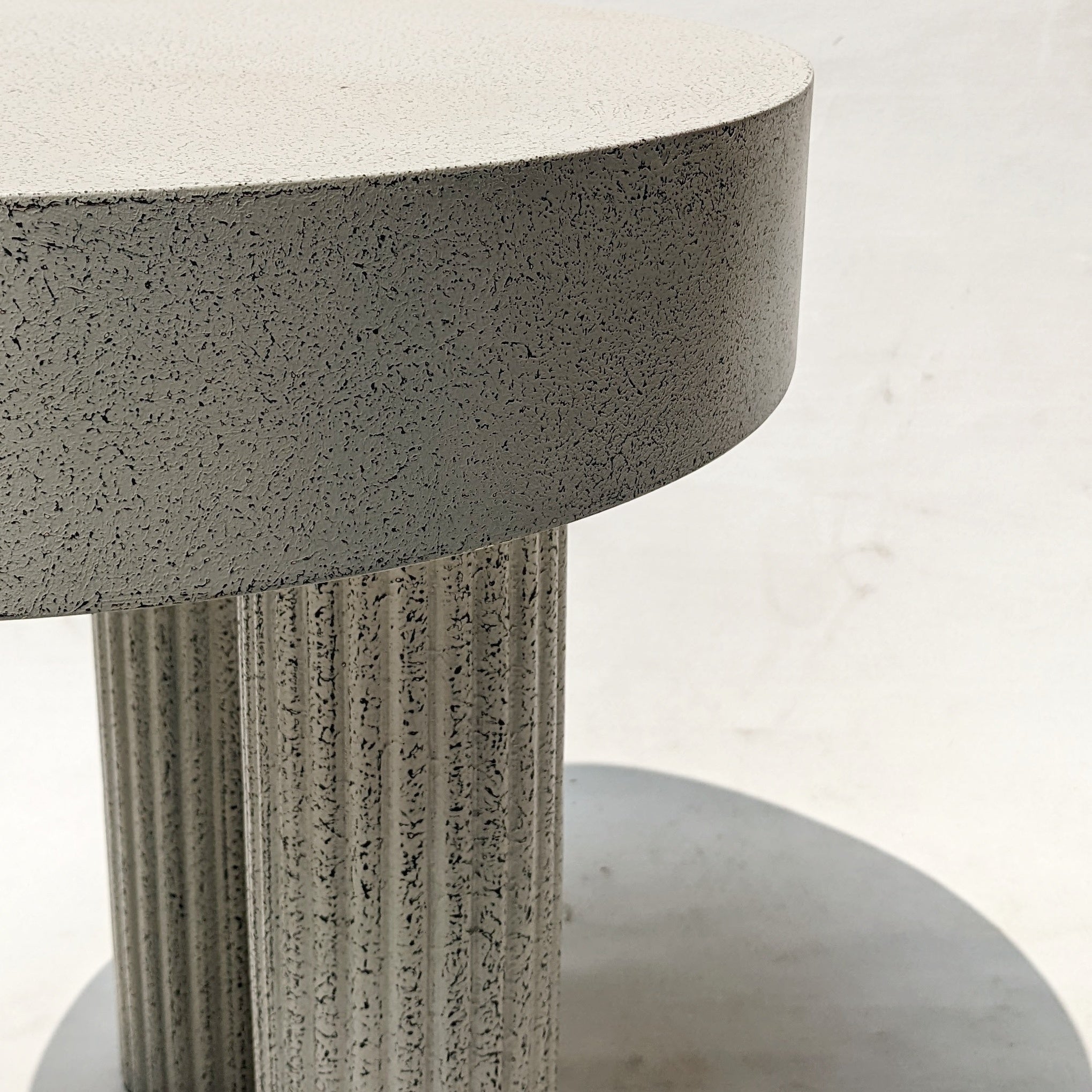 DORIC SIDE TABLE