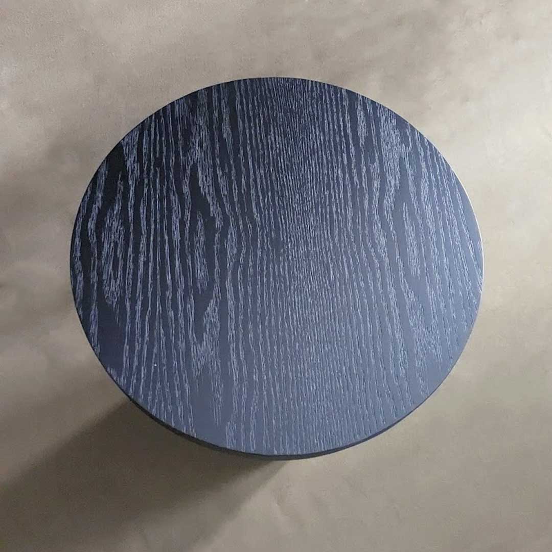 ROUNDPOD TABLE