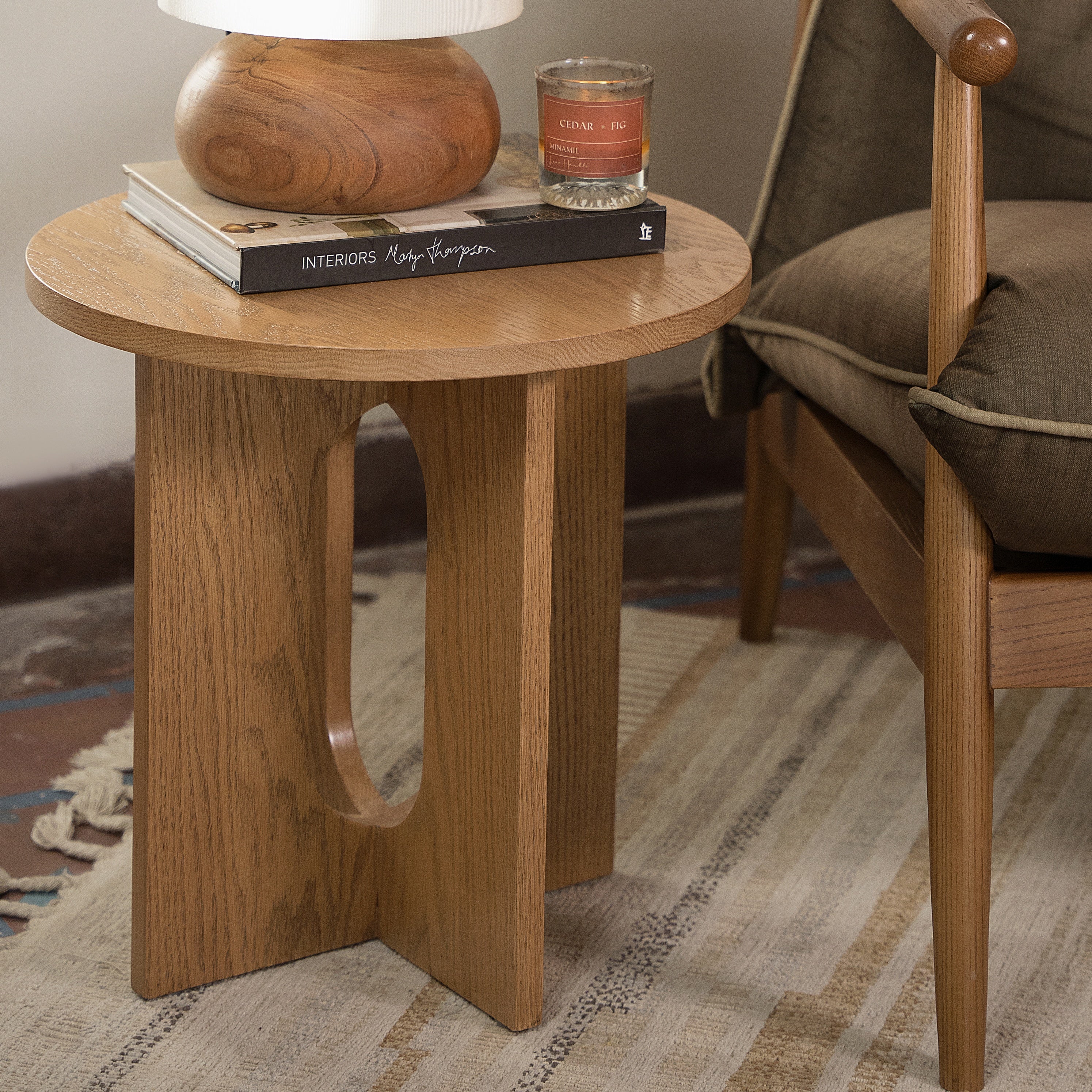 TABLET TABLE