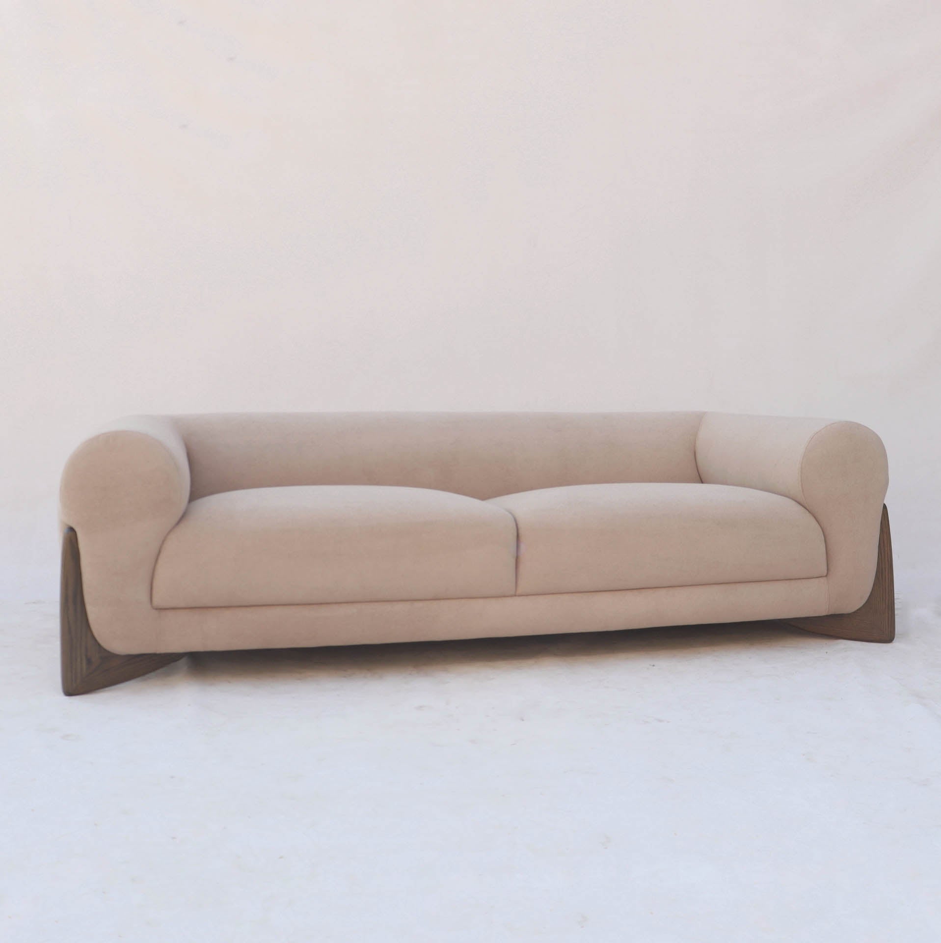 BOOMERANG SOFA
