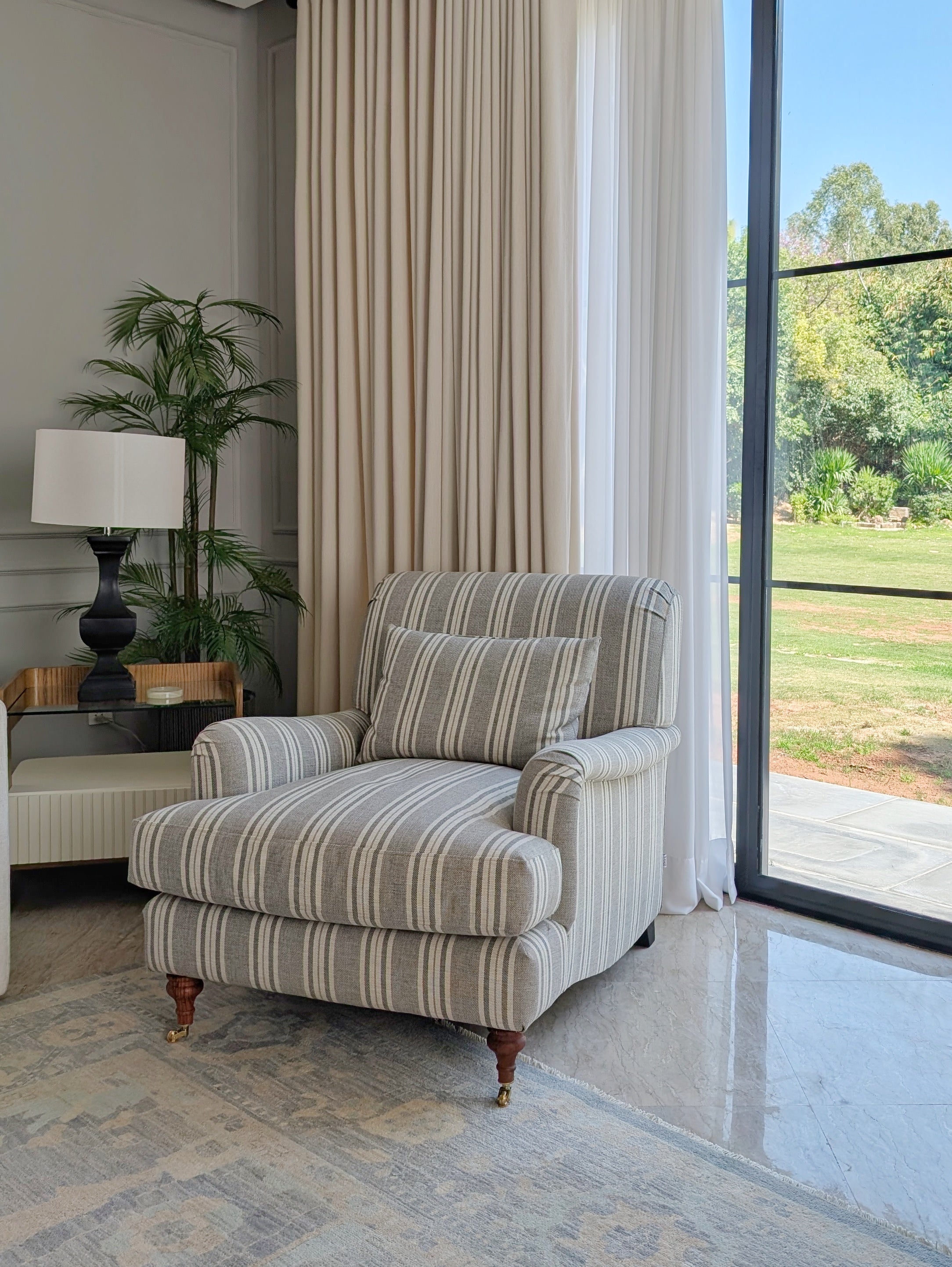 PEARSON ARM CHAIR