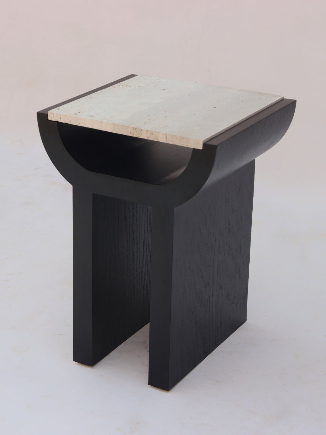 PLATEAU SIDETABLE