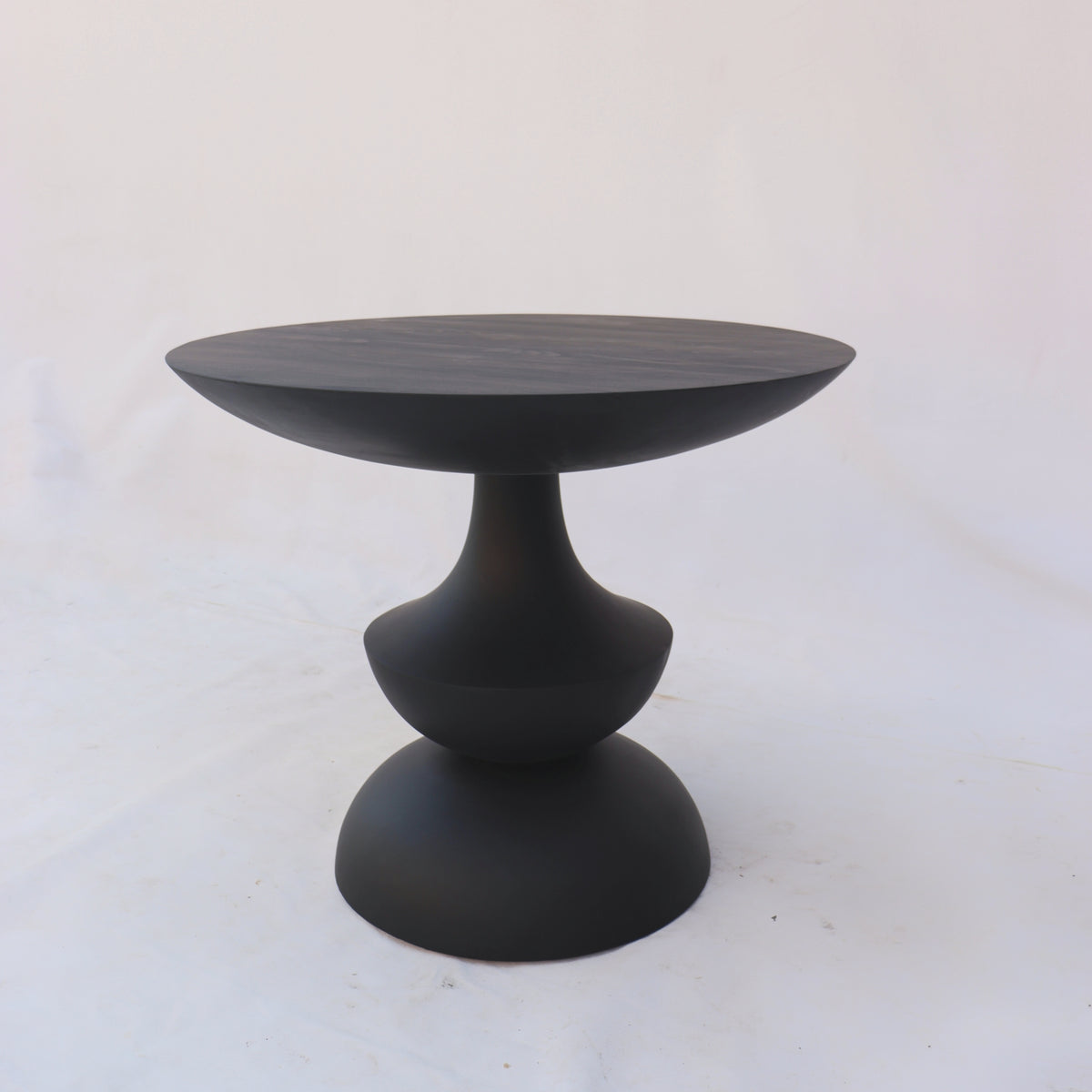 BOLE TABLE