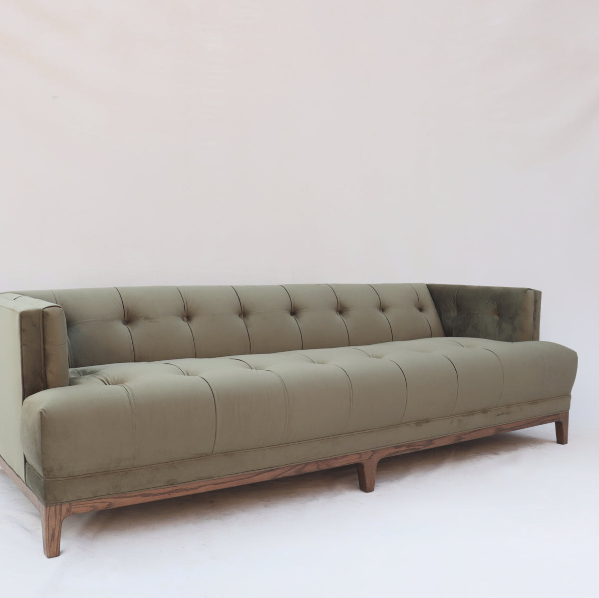 TUFTED TUXEDO SOFA