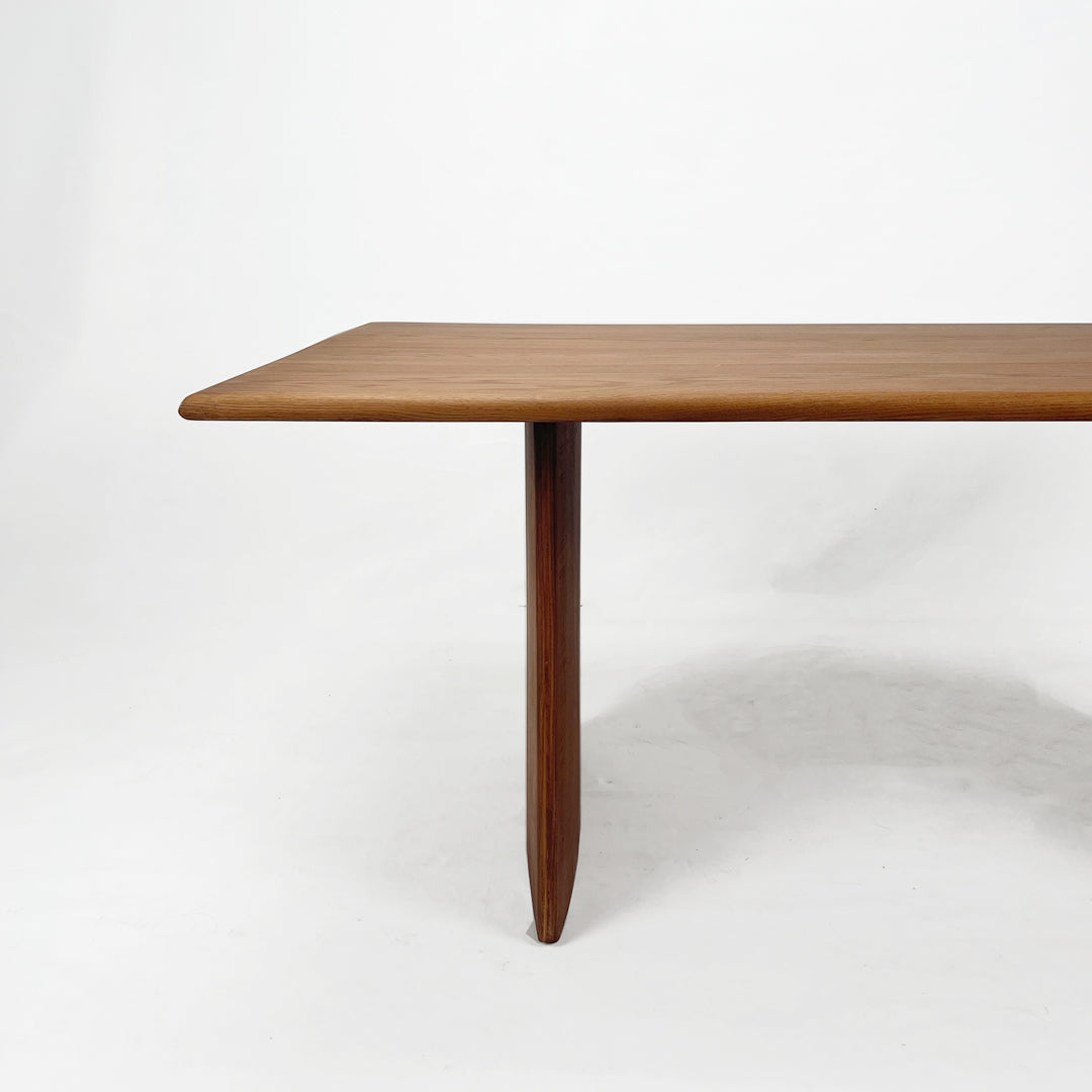 FOUNDER'S DINING TABLE - Keel